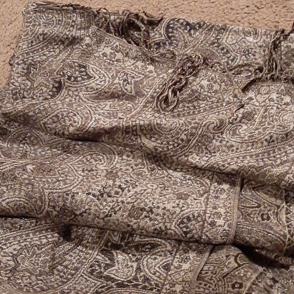 *4/&20* Scarf - Picture 2 of 8